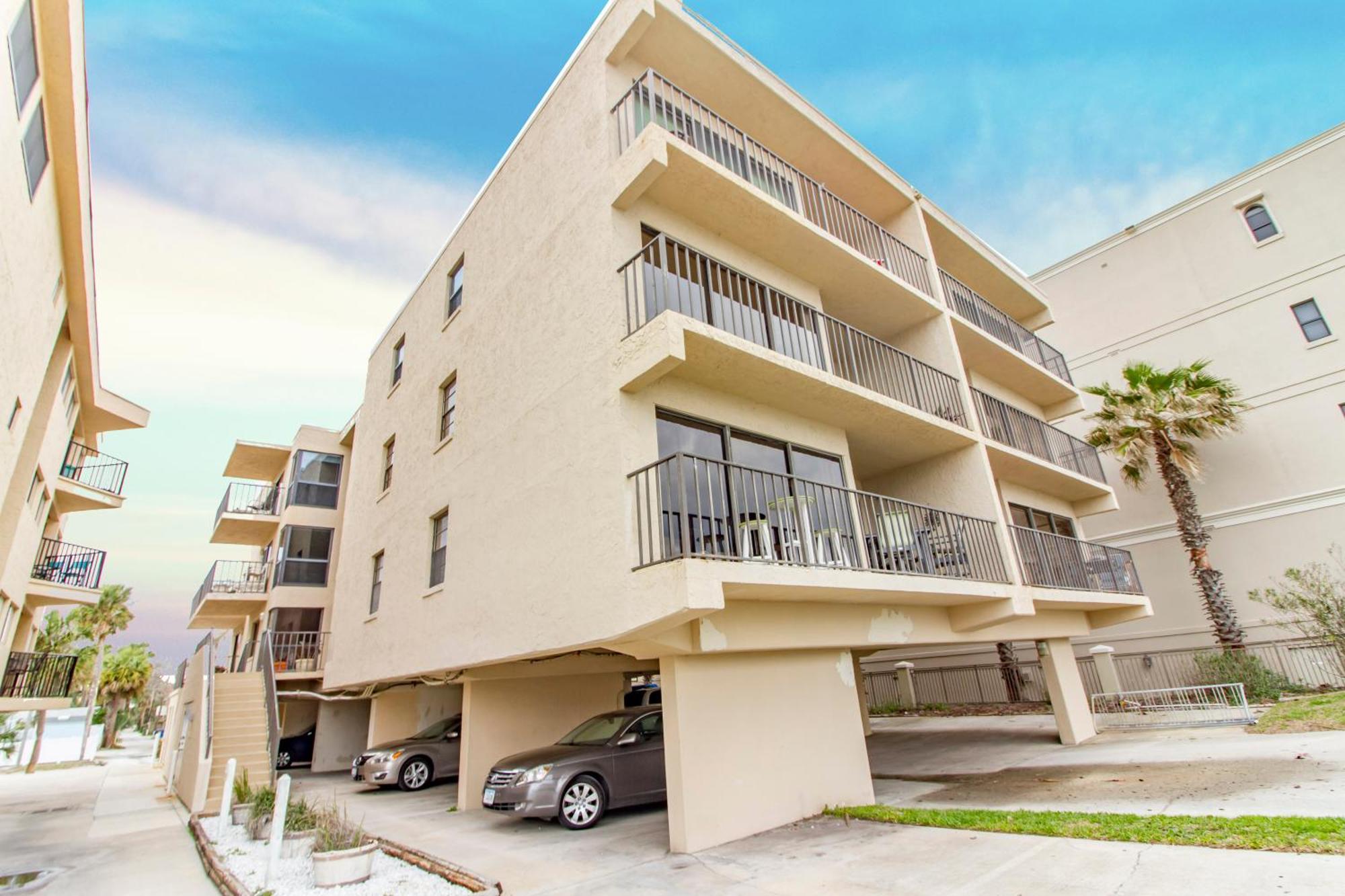 Beachcomber 301, 2 Bedrooms, Near Mayo Clinic, Sleeps 4, Pool Jacksonville Beach Buitenkant foto