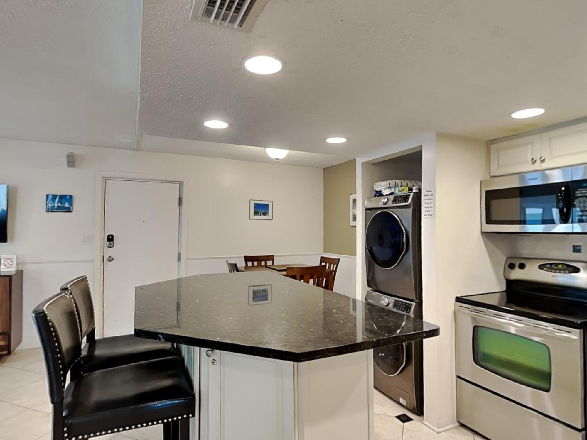 Beachcomber 301, 2 Bedrooms, Near Mayo Clinic, Sleeps 4, Pool Jacksonville Beach Buitenkant foto