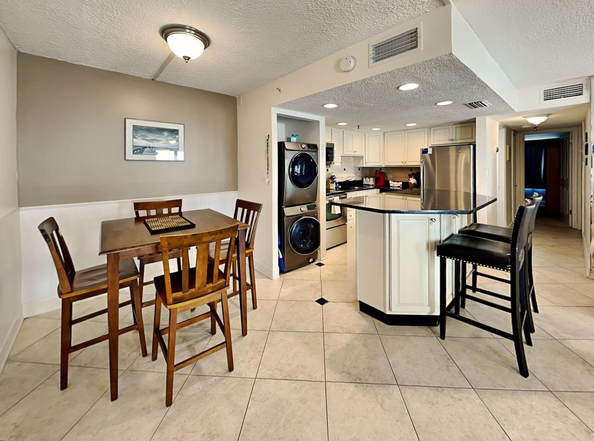 Beachcomber 301, 2 Bedrooms, Near Mayo Clinic, Sleeps 4, Pool Jacksonville Beach Buitenkant foto